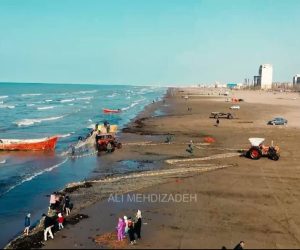 از کیش تا فریدونکنار:یک ایران داریم،دو دنیای متفاوت