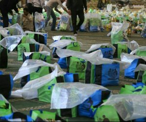 فرمانده سپاه فریدونکنار خبر داد: اجرای نخستین مرحله رزمایش مواسات، همدلی و کمک مومنانه فریدونکنار با توزیع ۱۵۰۰ بسته معیشتی